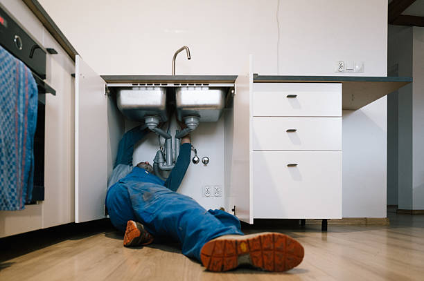Professional Emergency Plumber technician working in Falcon, MO